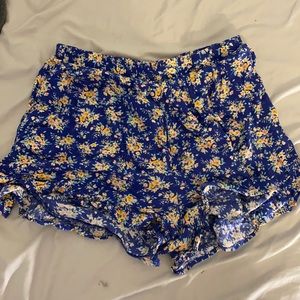 American Eagle floral shorts
